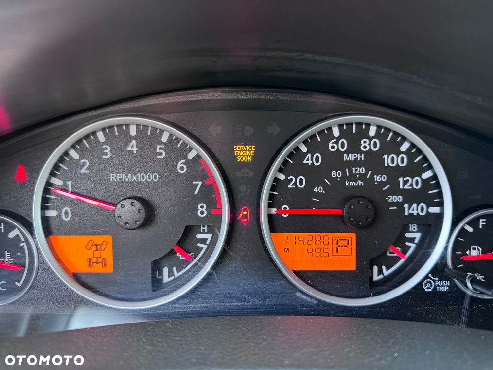 Nissan Pathfinder 3.0 D V6 LE EU5