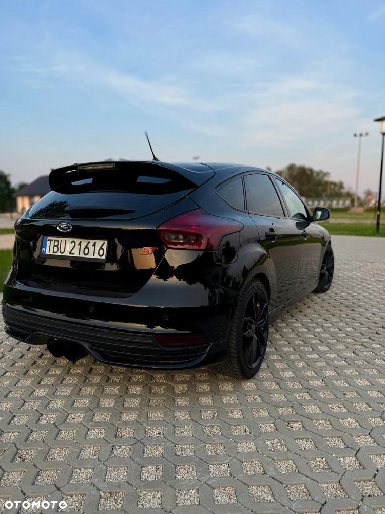 Ford Focus 2.0 EcoBoost ST - 3