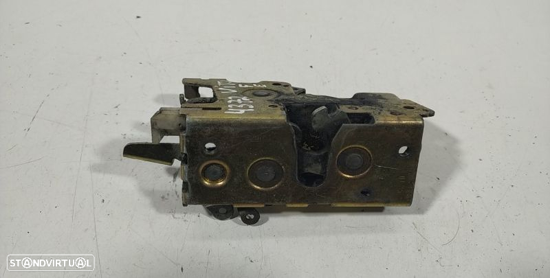 Fecho Porta  Fte Esq Mercedes-Benz Vito Caixa (638) - 3