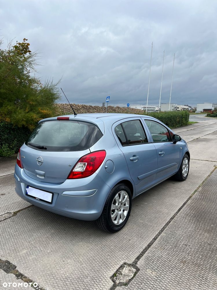 Opel Corsa - 4