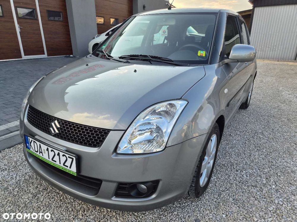 Suzuki Swift - 3