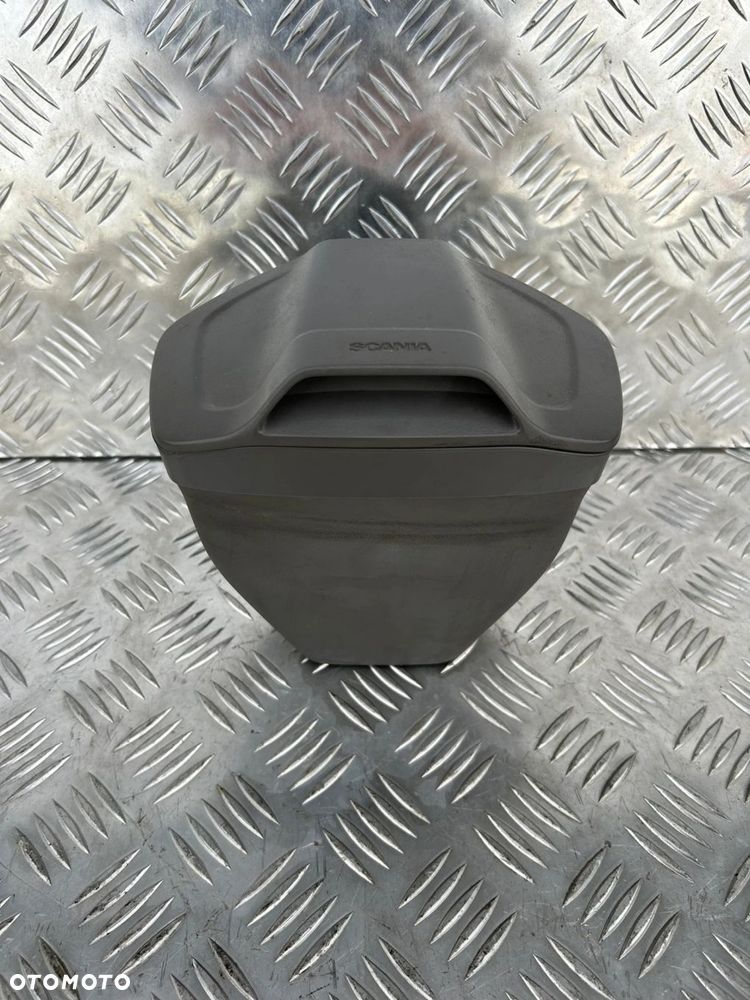 KUBEK NA ŚMIECI SCANIA NTG - 1