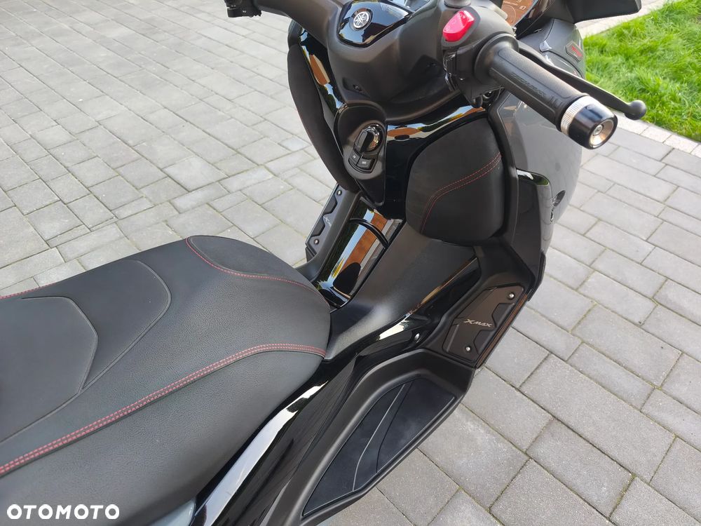 Yamaha NMAX - 15