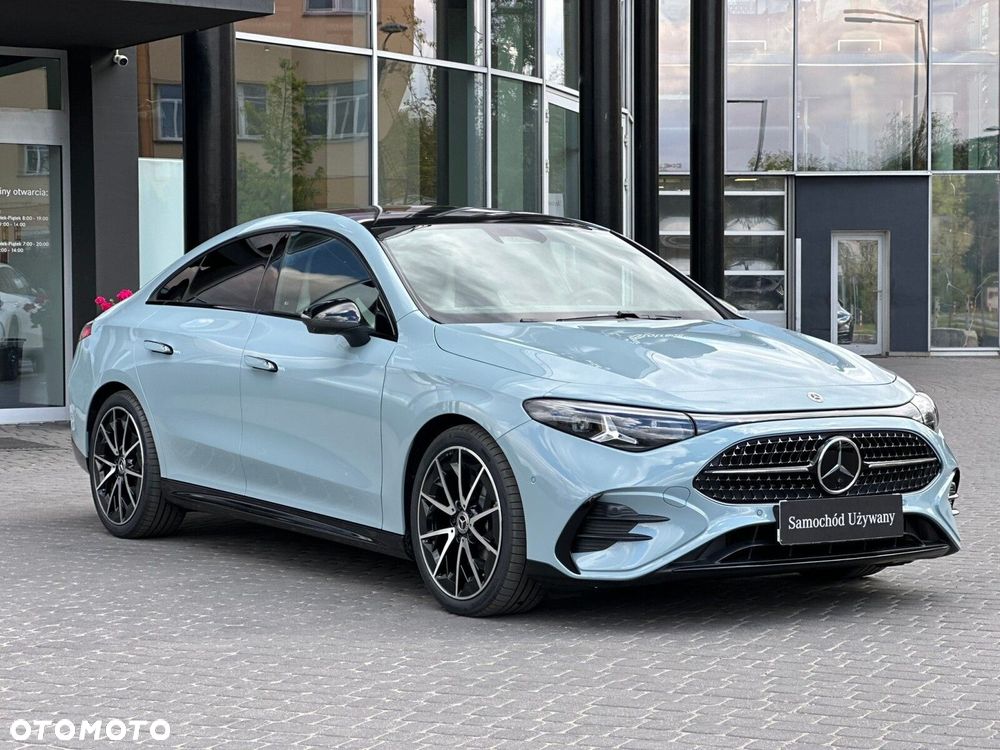 Mercedes-Benz CLA - 4
