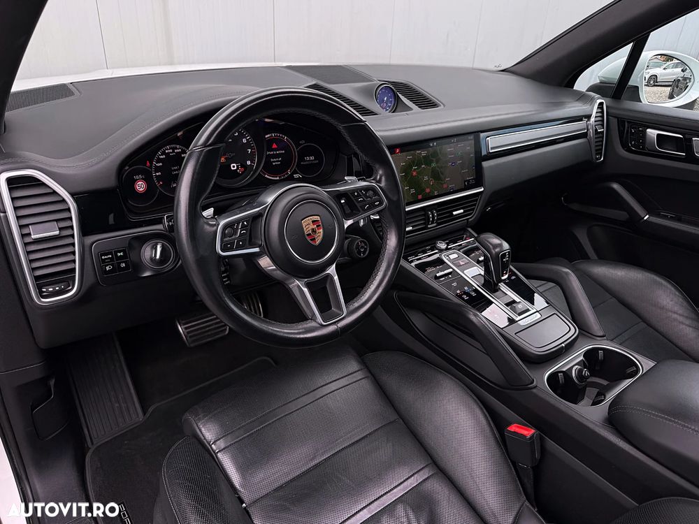 Porsche Cayenne S - 11