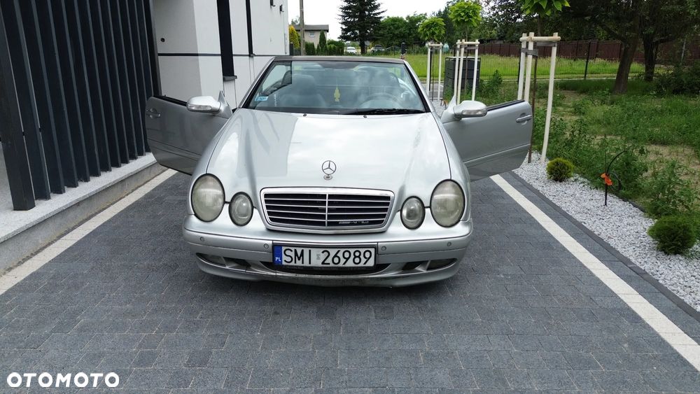 Mercedes-Benz CLK - 5