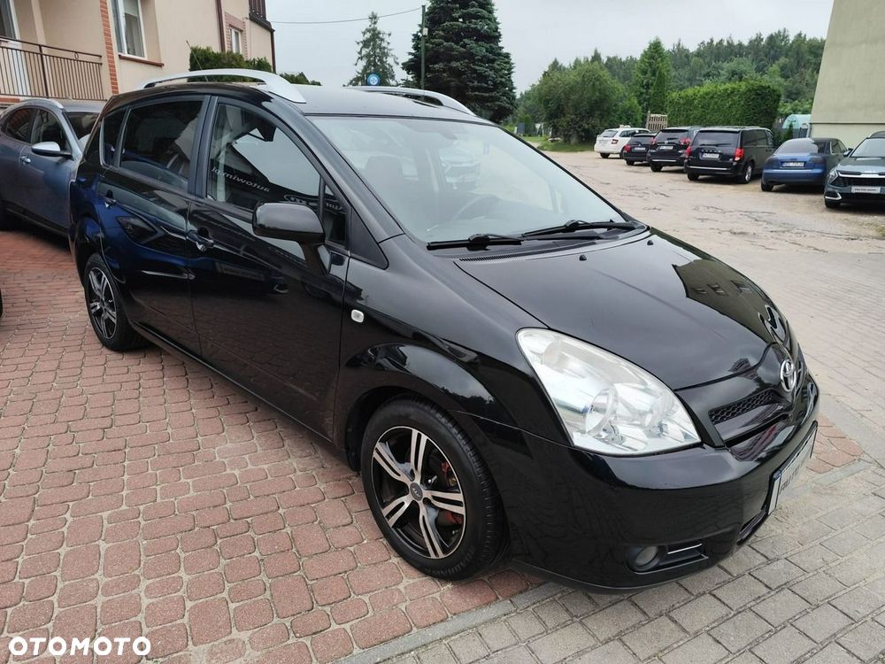 Toyota Corolla Verso - 9