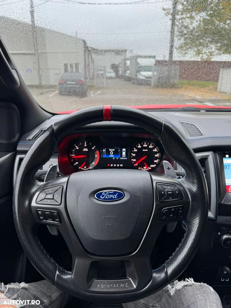 Ford Raptor - 6
