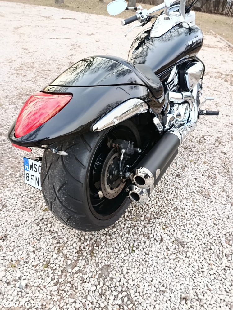 Suzuki Intruder - 5