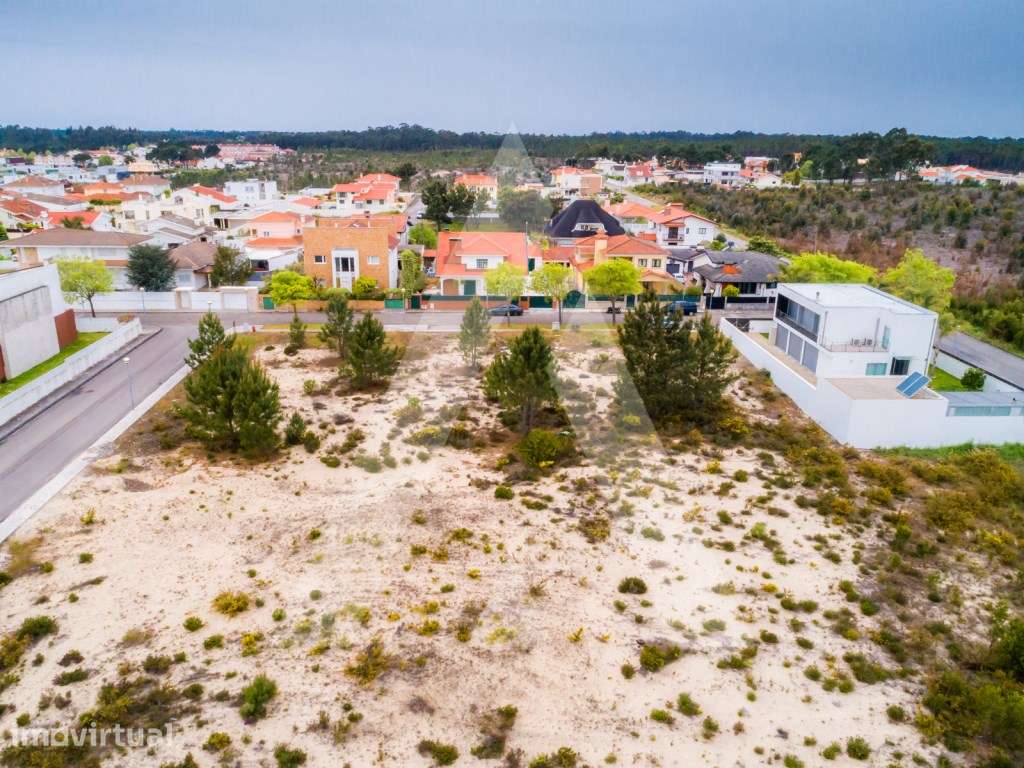 Lote de Terreno para Construção, Ovar, Zona Nobre - Grande imagem: 2/6