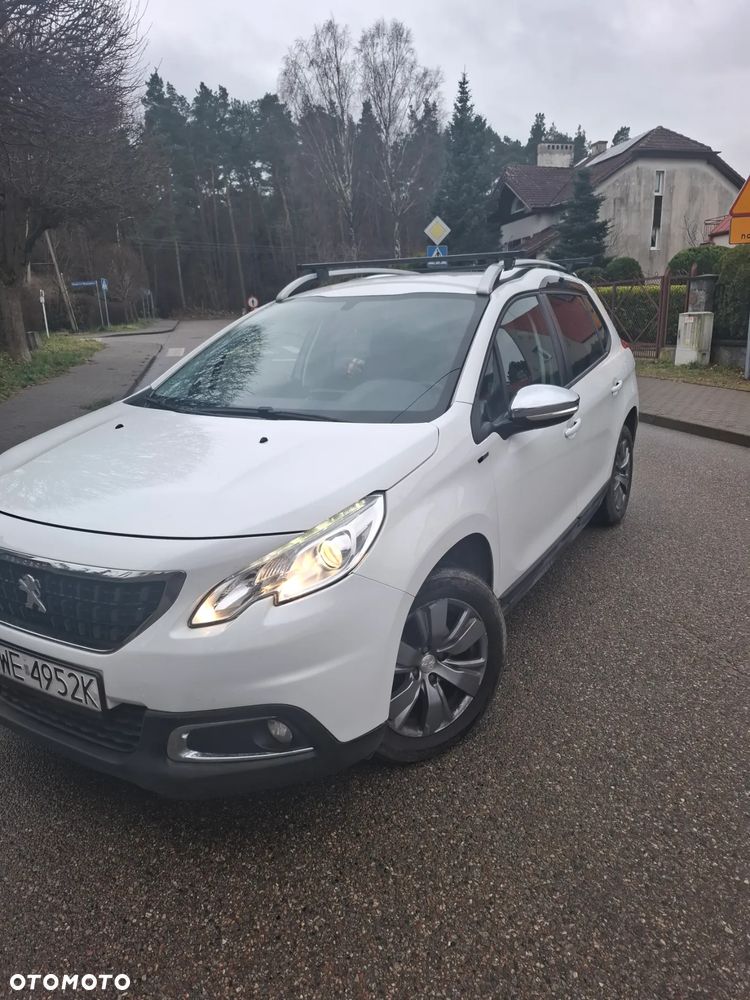Peugeot 2008 1.2 Pure Tech Allure S&S EAT6 - 1