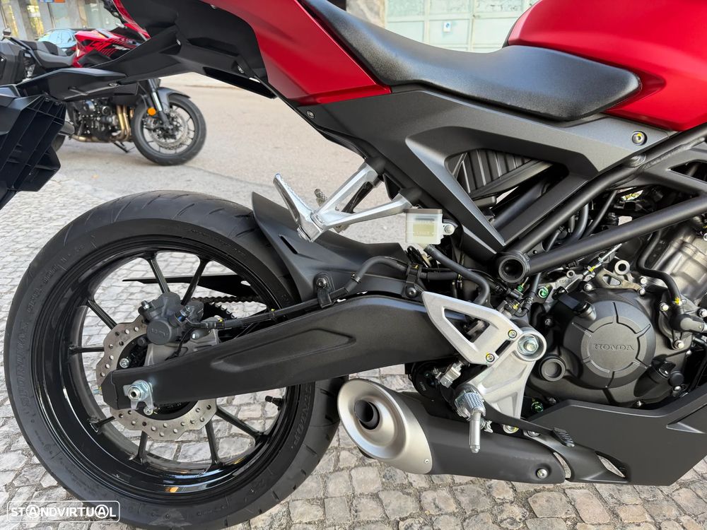 Honda CB 125 R - 9