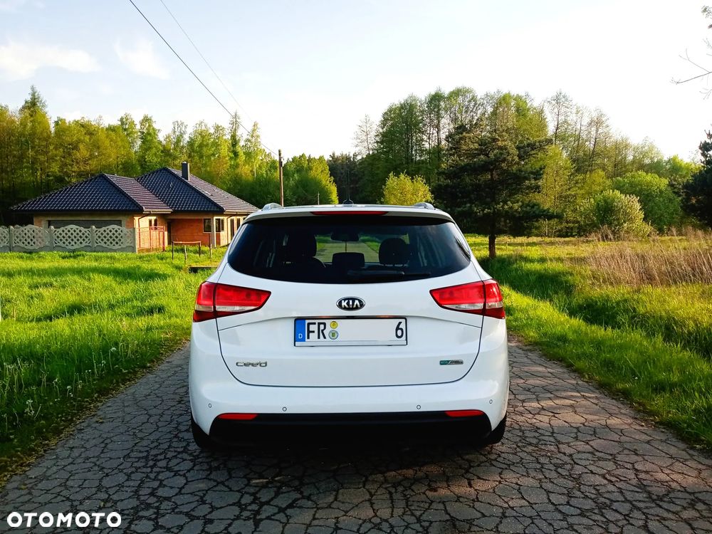 Kia Ceed - 6