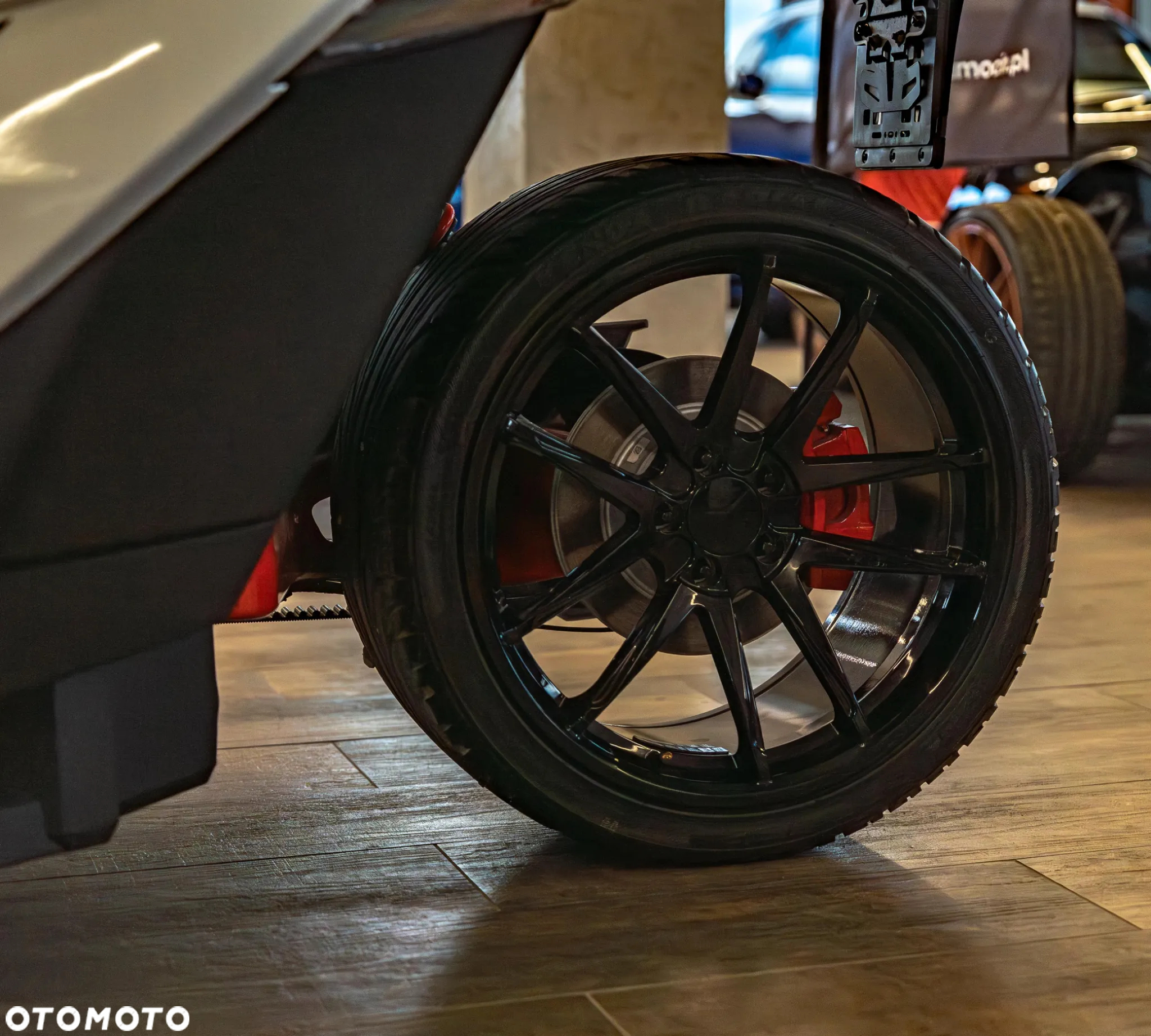 Polaris Inny - 12