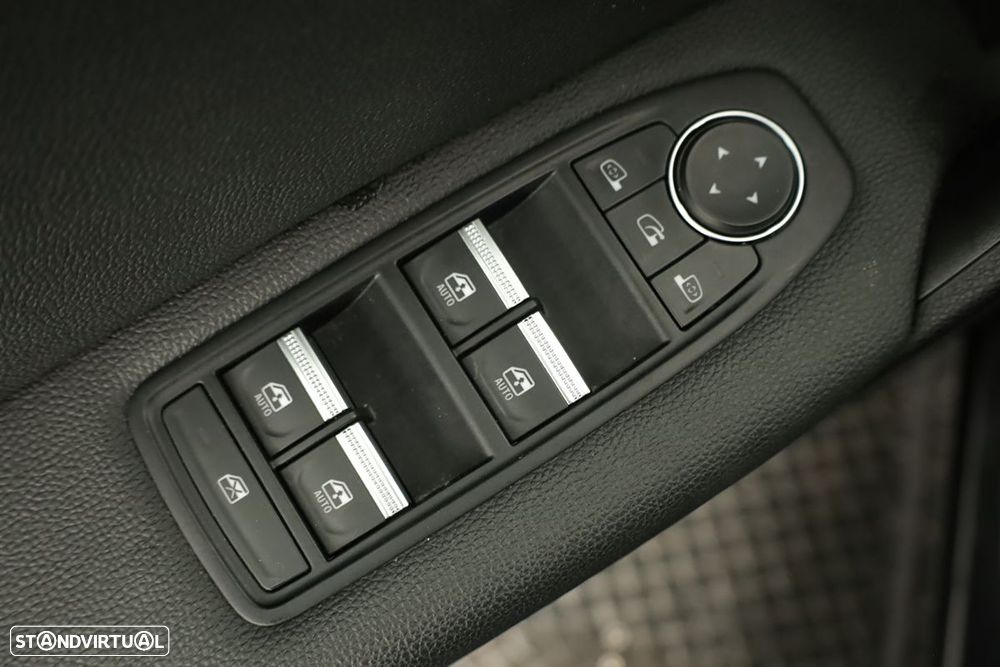 Renault Captur 1.0 TCe Techno Bi-Fuel - 21