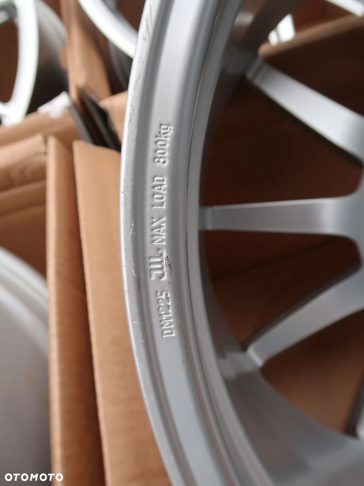 Nowe Fegi Aluminiowe Lamborghini Urus  21'' Sillver - 14