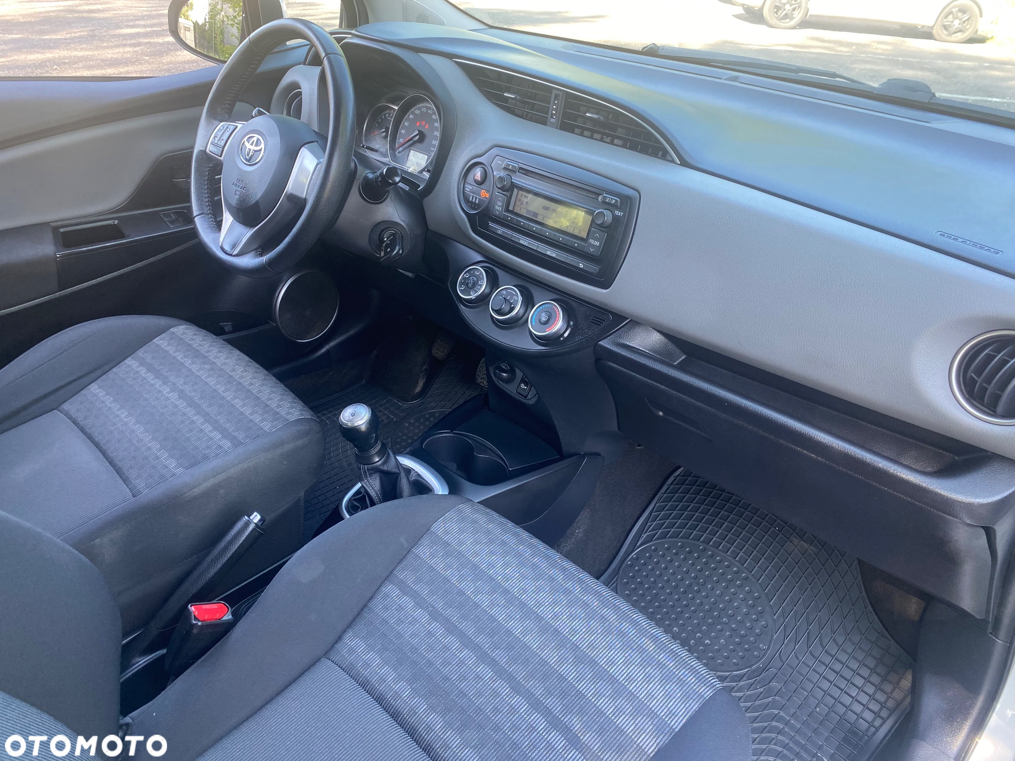 Toyota Yaris 1.0 Active - 13