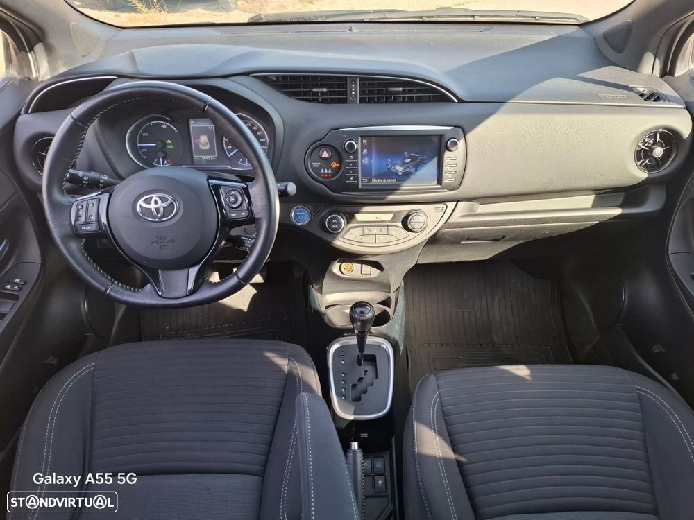 Toyota Yaris 1.5 HSD Square Collec.White - 19