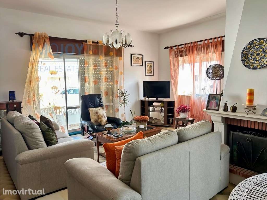 Simpática Moradia Térrea em Rogil Aljezur - Grande imagem: 2/39