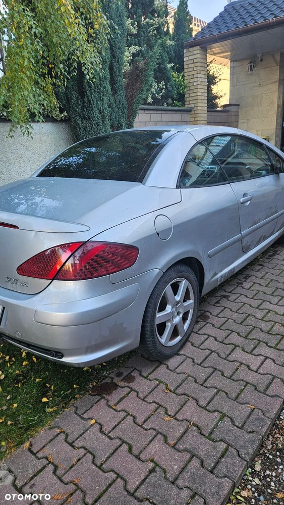 Peugeot 307 CC 2.0 HDi Intense - 5