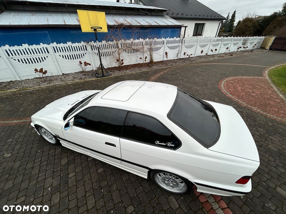 BMW M3 Standard - 11