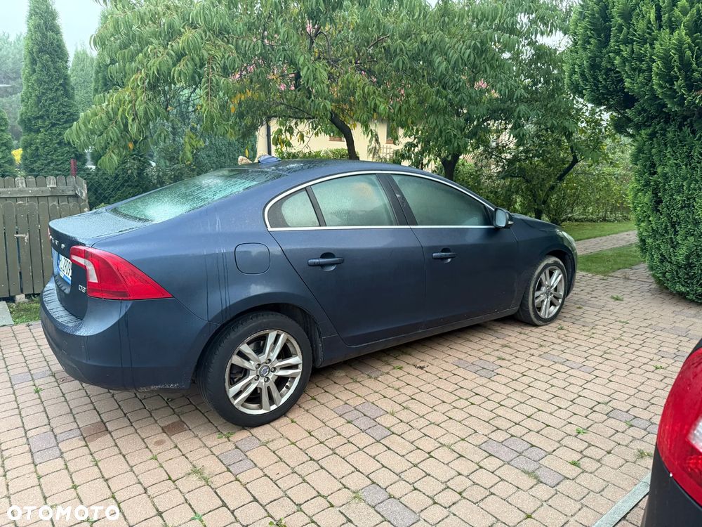 Volvo S60 D3 Momentum - 16