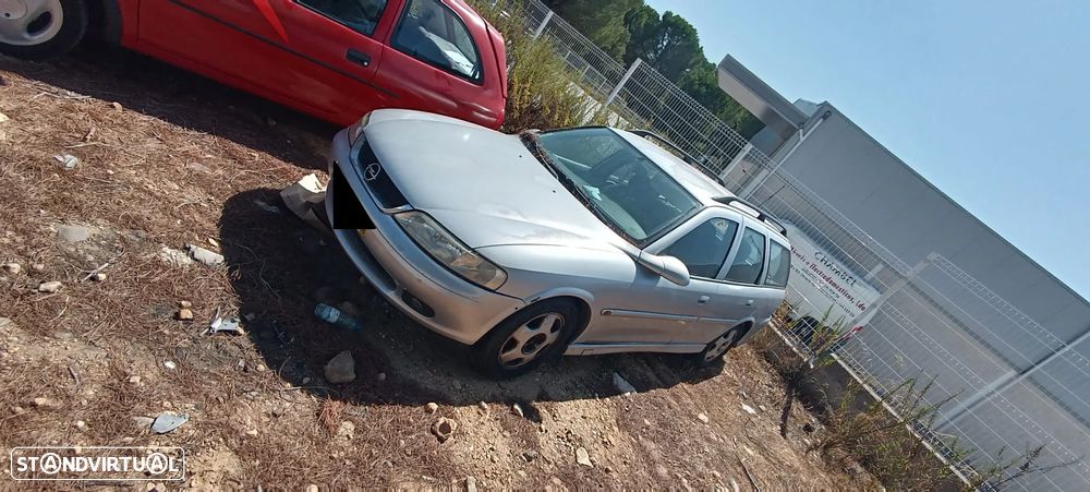 Opel Vectra Caravan - 1