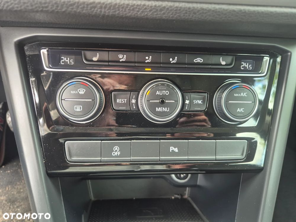 Volkswagen Touran 1.2 TSI (BlueMotion Technology) Comfortline - 19