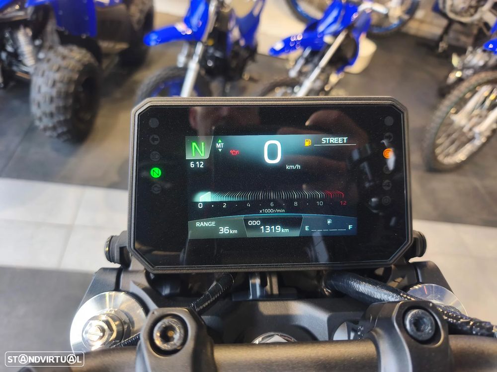 Yamaha MT-09 Y-AMT - 9
