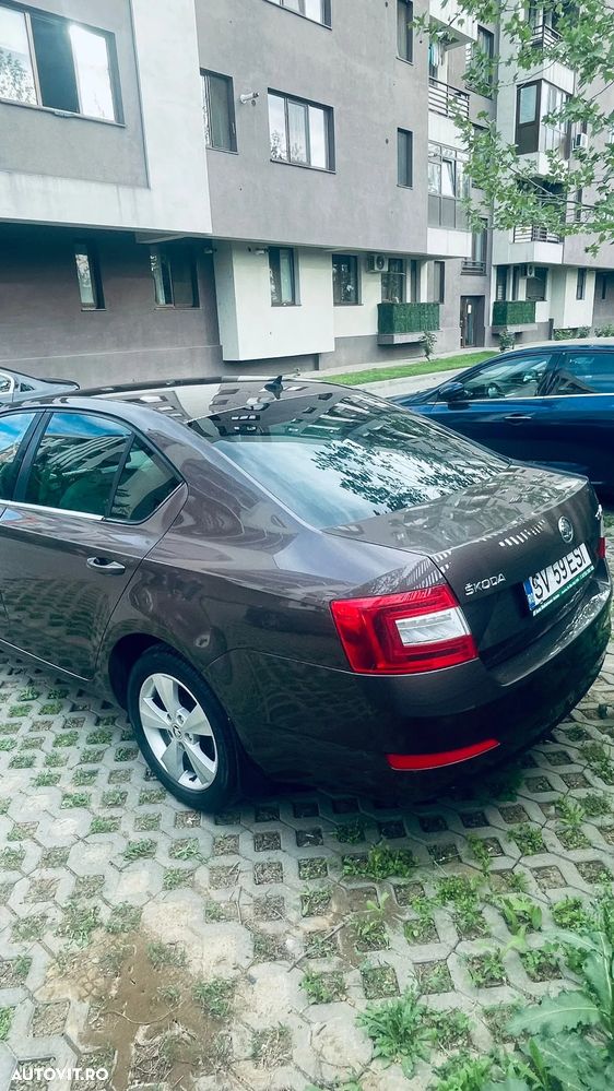 Skoda Octavia 1.4 TSI ELEGANCE DSG - 12