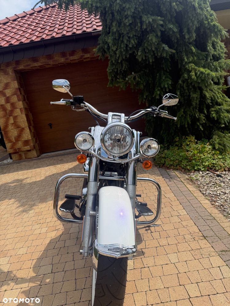 Harley-Davidson Softail Deluxe - 4