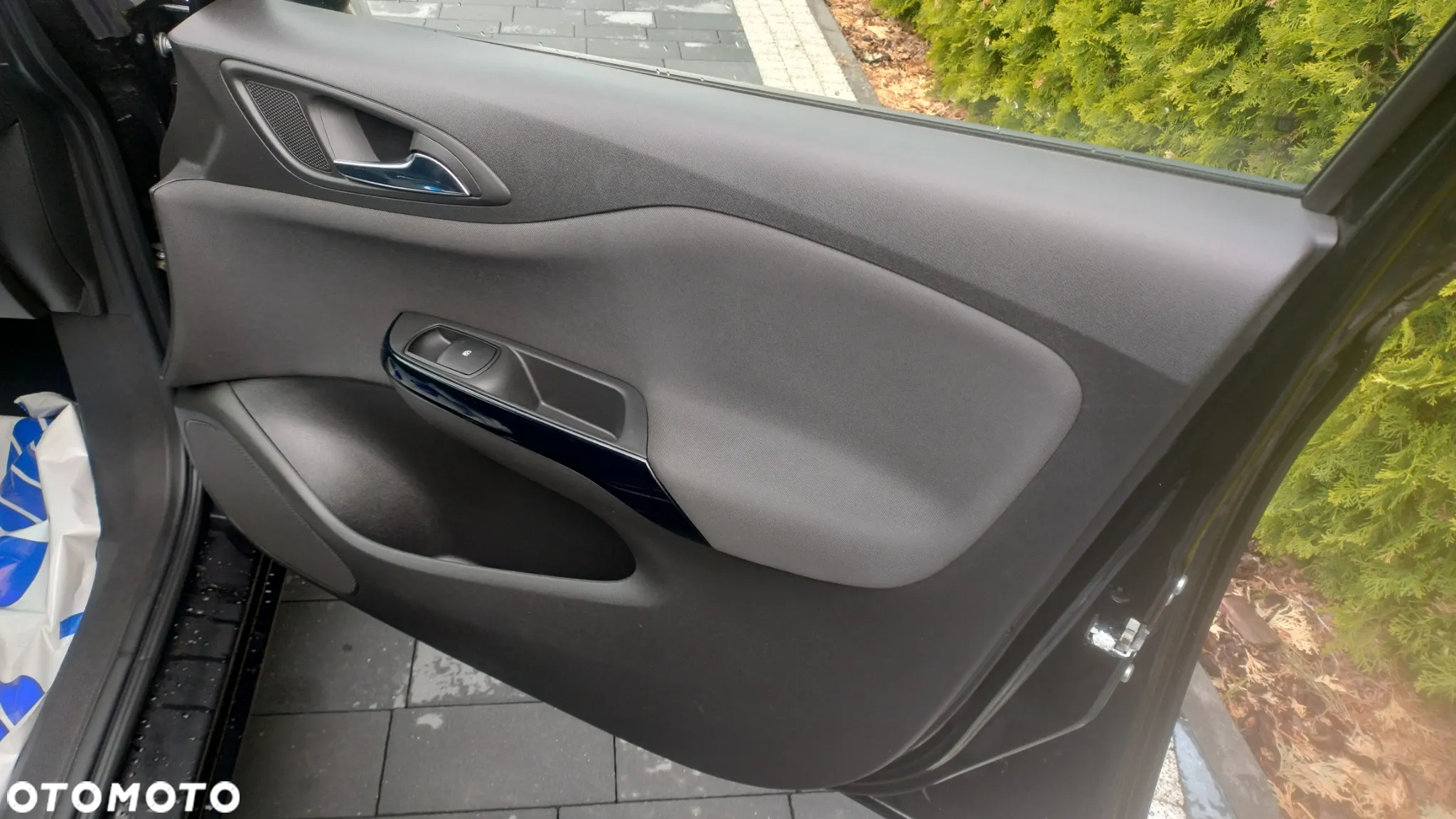 Opel Corsa - 11