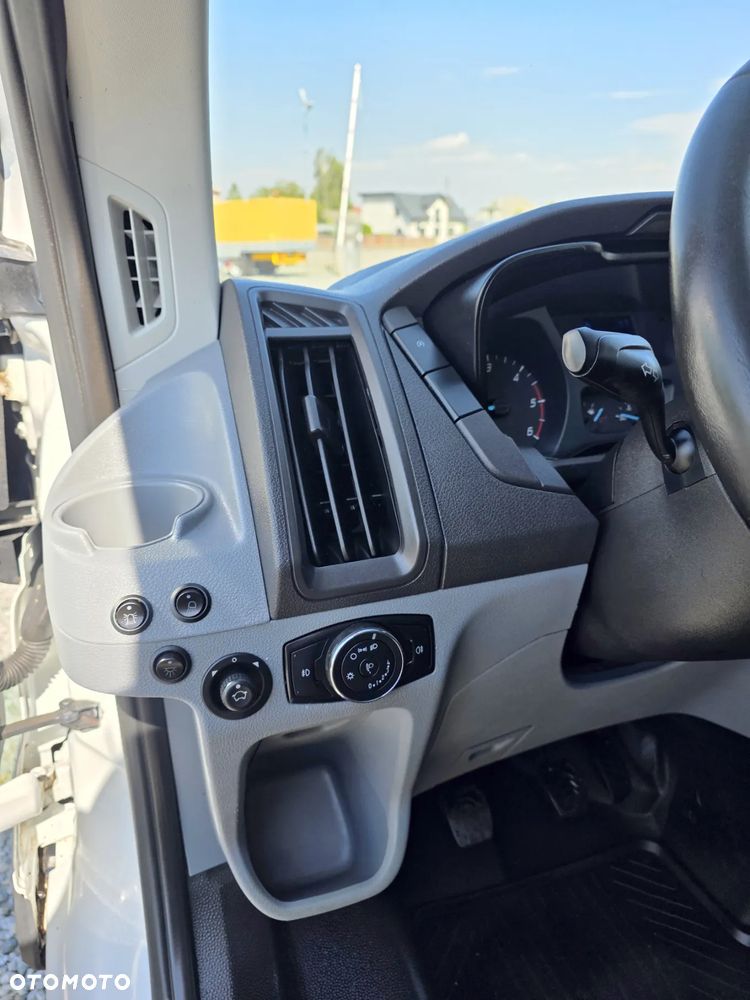 Ford TRANSIT 2,0 TDCI 170 KONNA DOKA BRYGADÓWKA 7 OSOBOWA KLIMA WEBASTO LEDY BLIŻNIAKI DO 3,5T GWARANCJA - 15