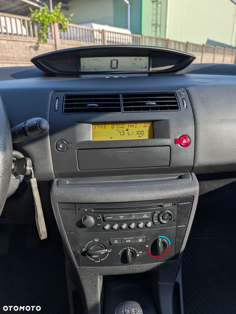 Citroën C4 - 12