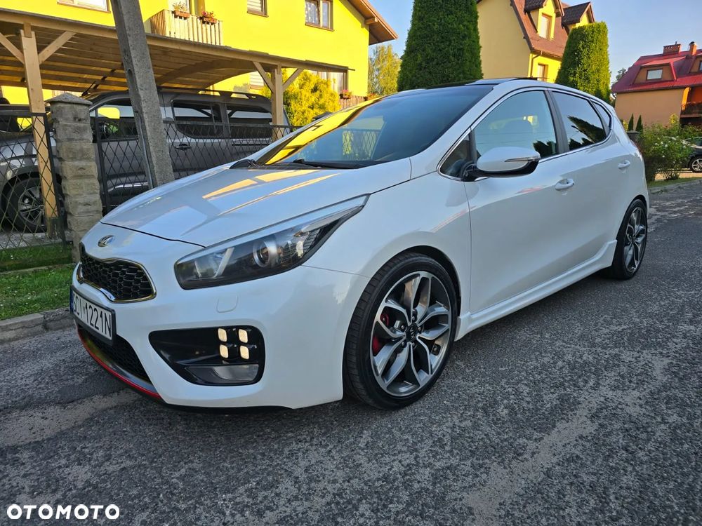 Kia Ceed 1.6 T-GDI GT-Challenge - 4