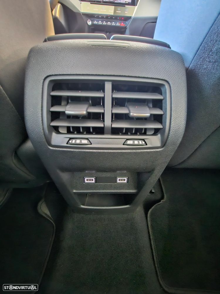 Peugeot 308 PureTech 130 EAT8 Allure - 26