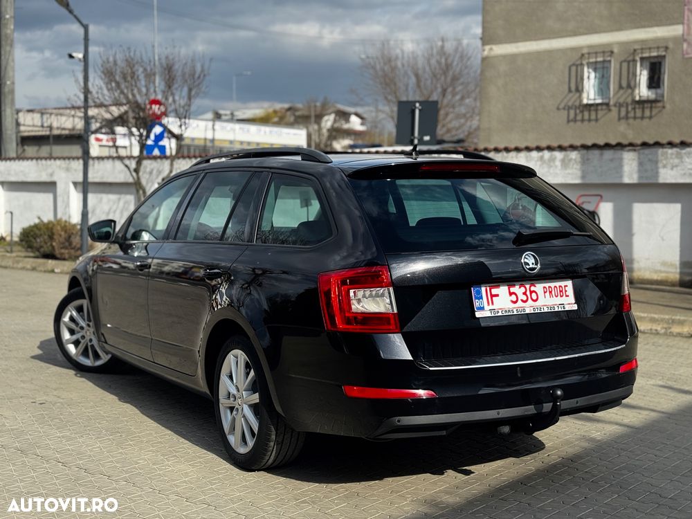 Skoda Octavia 2.0 TDI (Green tec) DSG Style - 6