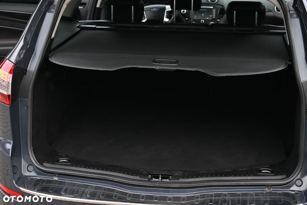 Ford Mondeo 2.0 EcoBoost Titanium S - 27