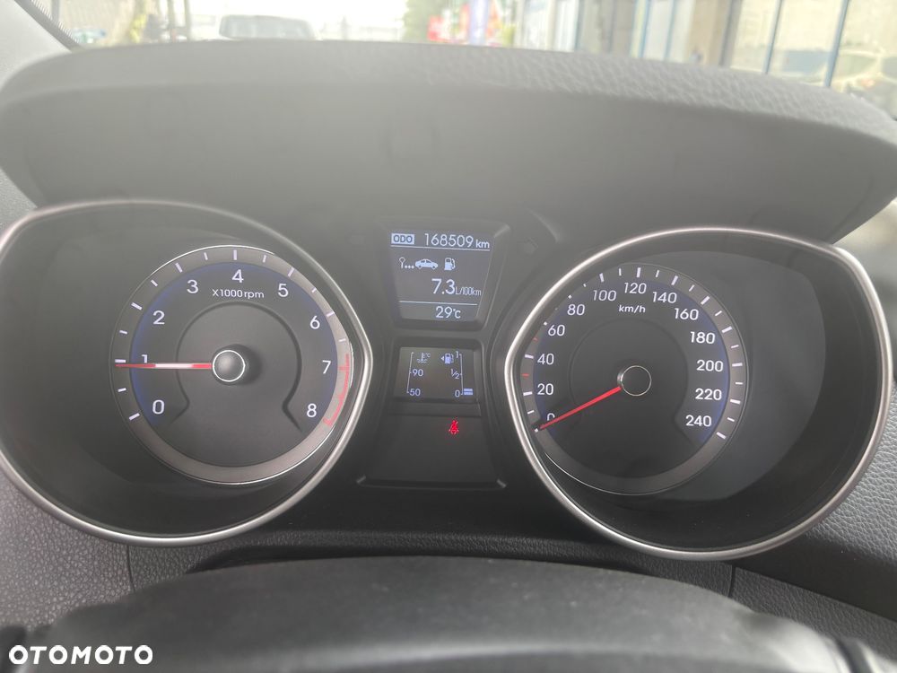 Hyundai i30 1.4 Classic + - 17
