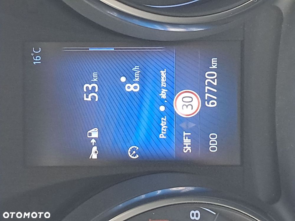 Toyota Auris - 22