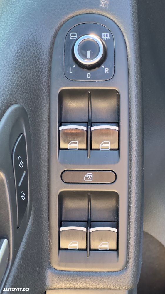 Volkswagen Golf - 14