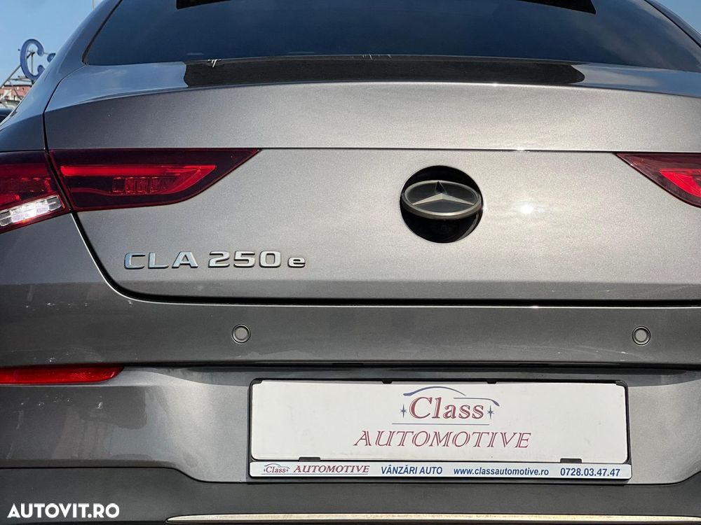 Mercedes-Benz CLA 250 e Coupe - 9