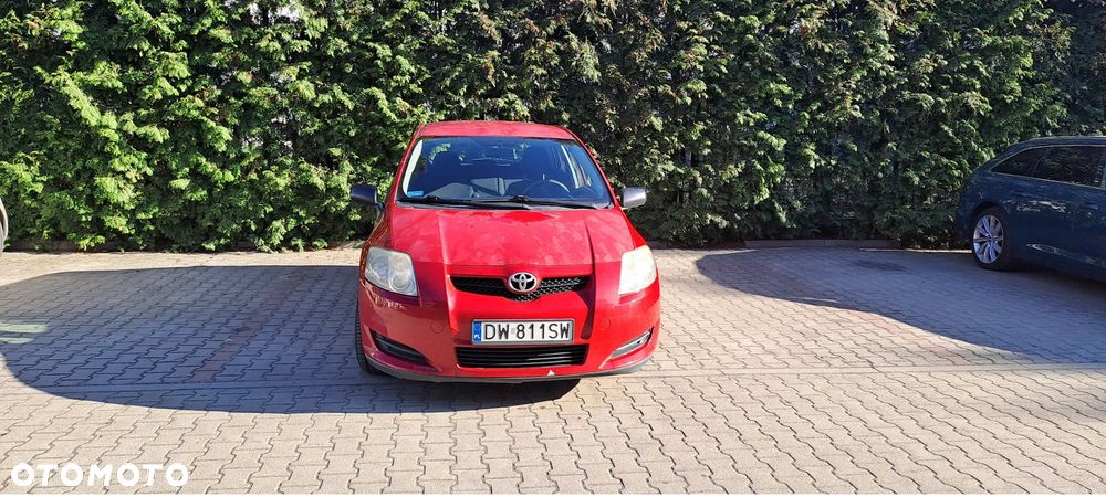 Toyota Auris 1.4 D-4D Luna - 2