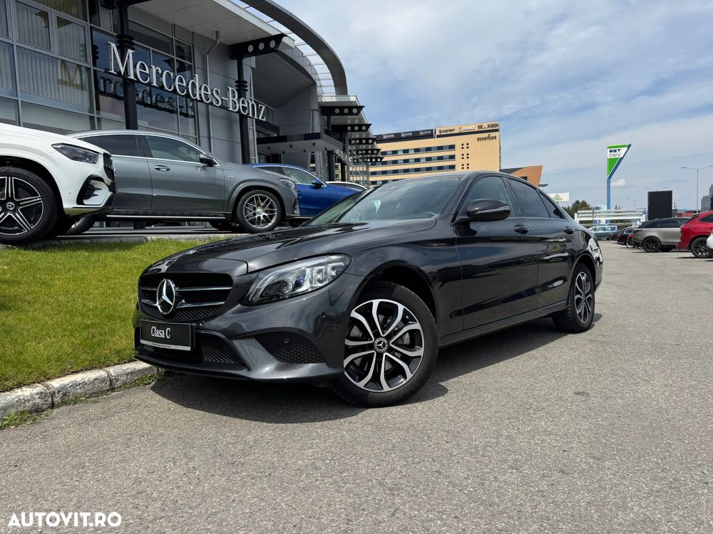 Mercedes-Benz C 220 d 4Matic 9G-TRONIC Avantgarde - 2