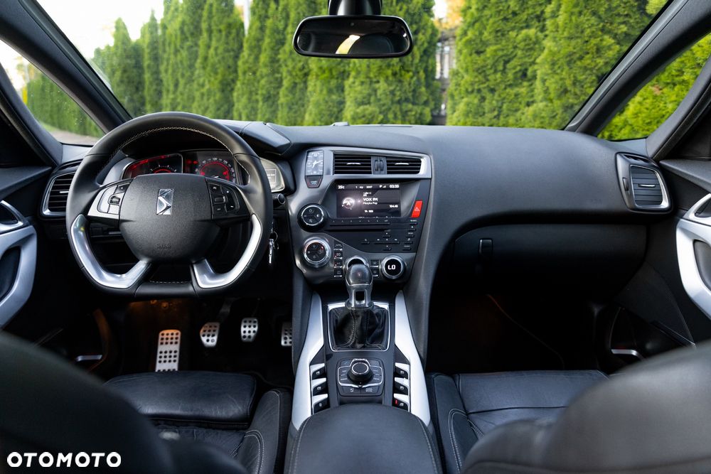 Citroën DS5 THP 200 SportChic - 12