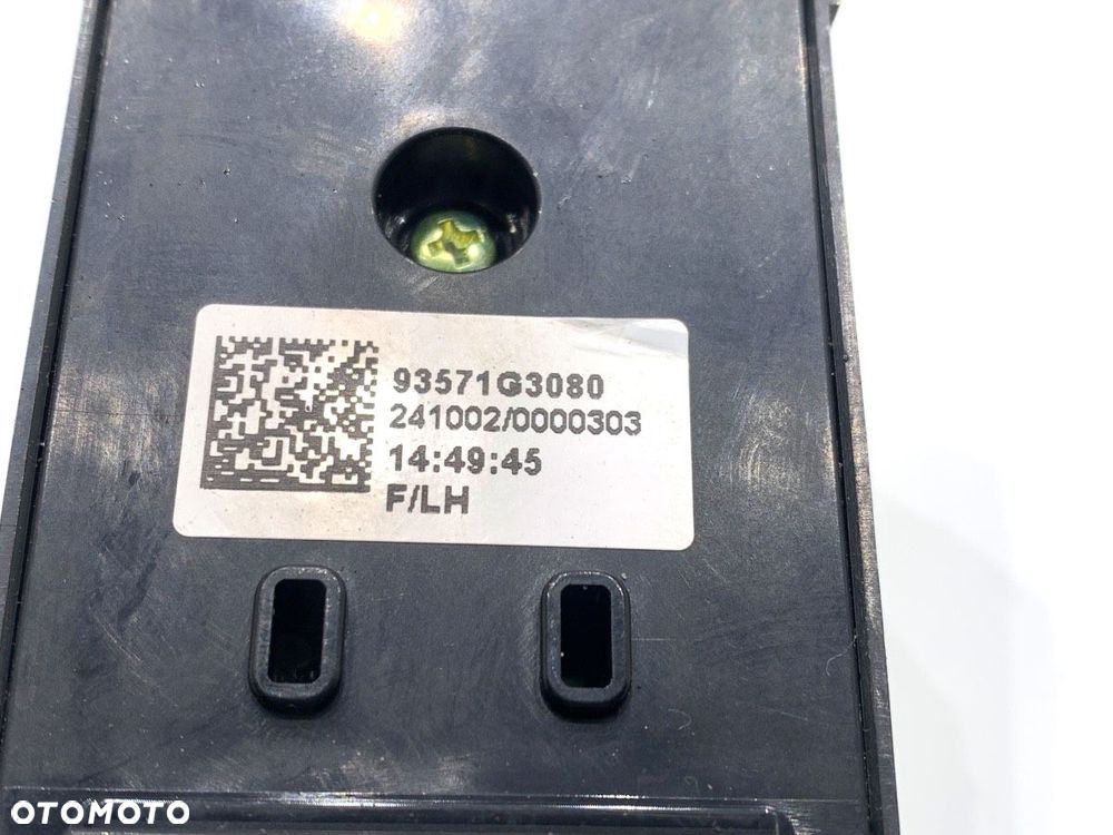 PRZEŁĄCZNIK SZYB  HYUNDAI i30 (PDE, PD, PDEN) 2016 - 2022 1.5 DPI 71 kW [97 KM] benzyna 2024 - - 5