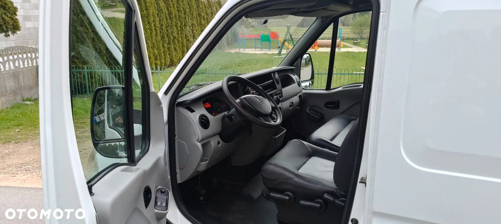 Renault Master 2.5 DCI 150KM 228 tys km - 3