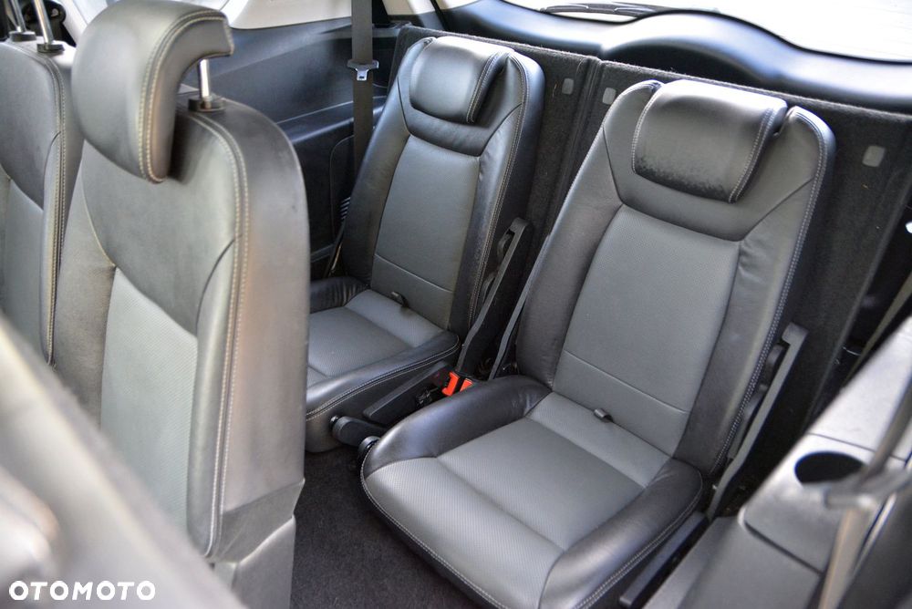 Ford S-Max - 8