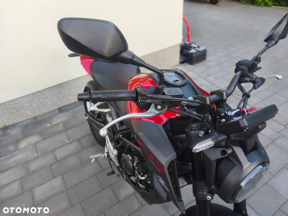 Honda CB - 10