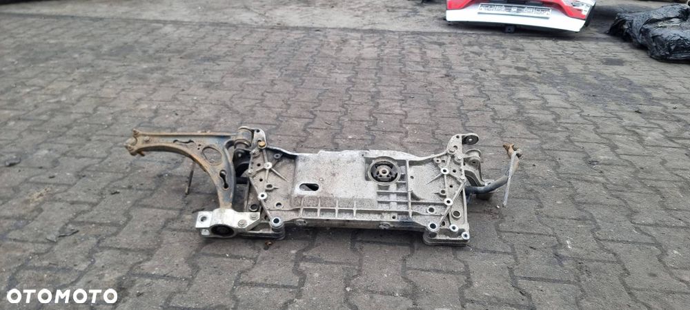 SANKI PRZEDNIE SKODA OCTAVIA II - 5